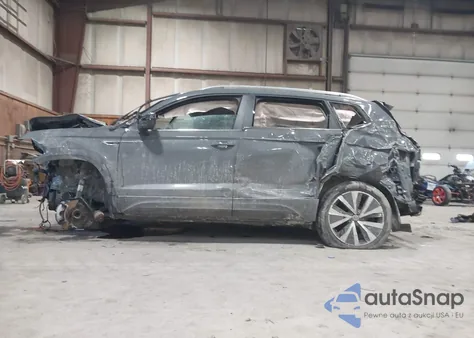 2022 Volkswagen Taos 1.5T Se из США, поврежденный, VIN 3VVWX7B20NM028674